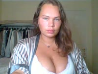 Hey Im Gemma, 24 British babe ! I am curvy with 36E tits !