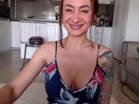 Hi everyone and welcome to my profile! My name is Katie, a beautiful single mom, classy and easy going woman! About me i can say that  i work as a Uber driver but I am very passionate about IT (i am studying now to become a programmer :)), I love  very much to read and relax my body and mind on a sunbed. I am cinephile also although lately i haven