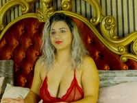 I am a hot and sensual model always in the mood to have fun with you on cam