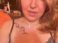 Like to have fun, enjoying chatting & playing.
