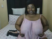 Bubbly shorty,  open minded. Marble sparkling eyes that are appealing and seductive.  Ready to mingle.
