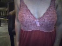 hoi, ik ben hete milf die voor veel open staat. ik hou wel van dominantie en hou er van om een onderdanig sletje te zijn. Maar als jij dat wil kan ik ook jouw strenge meesteres zijn....Er kan veel maar geen extreme ding zoals:naalden, plas en poep...Vragen staat vrij, wie weet kan je me overtuigen om grenzen te verleggen.