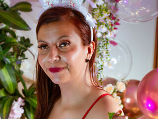 naked camgirl masturbating AmberRousee