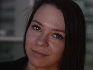 beautiful camgirl AmmyBrow