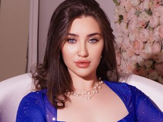 nude gamgirl KeiraHarts
