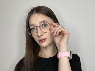 camgirl live porn LatriciaSuet