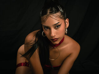 shaved pussy web cam LilithBrooks