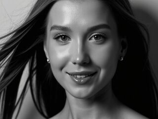 naked cam girl gallery MinaWane