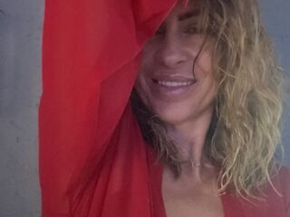 camgirl live porn cam SandraQuinsy