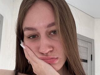 topless webcam girl VeraScott