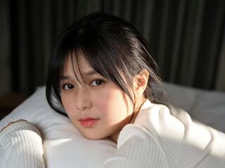 naked camgirl photo XiaoYuner