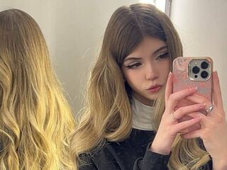 naughty cam girl masturbating AriJane