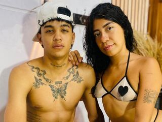 hot sex cam online AlessiaAndAxel