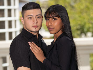 adult couple cam show HannaAndApolo