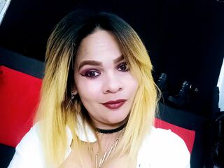 live bdsm webcam sex BellucciSarah