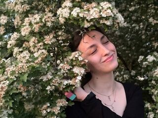 cam girl playing with vibrator AdalineScavetta