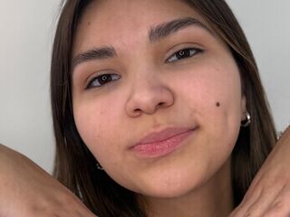 sex webcam chatroom AdriaKunstlinger