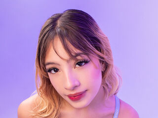 hot naked camgirl AlannaMilan