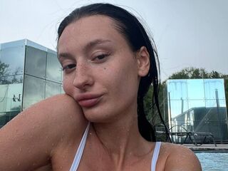 fingering cam whore AliceLewandovski