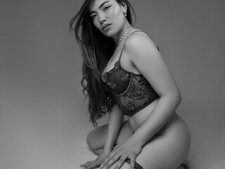 cam girl masturbating with vibrator AmyZambrano