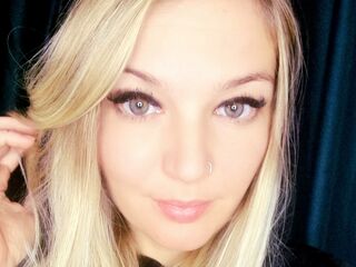 cam girl fingering AnaysAnao