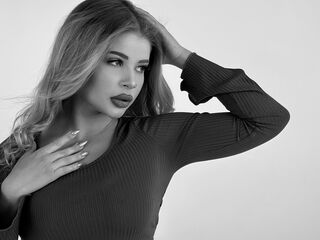 naughty cam girl fingering shaved pussy AnnaLenor