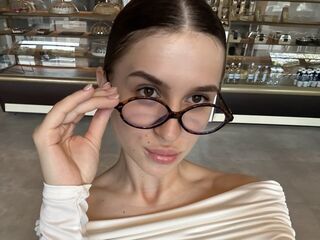 naked cam girl AriaMonro