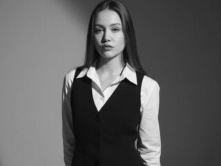 naked camgirl ArianeRovell