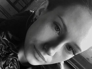 cam strip tease AsyaFoxie