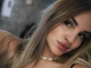 camgirl masturbating with vibrator AuroraPhillips