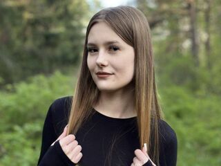 adult webcam chatroom BernardPeters