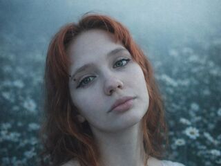 hot cam girl masturbating with vibrator BlancheDobrich