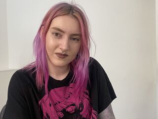 naked girl with webcam masturbating with vibrator BonnieRide