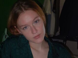 live cam show BronwynDivens