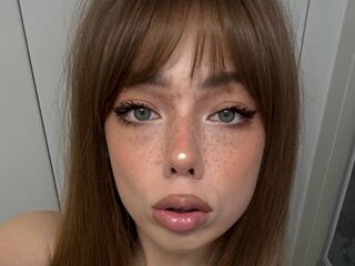 naked cam girl masturbating CaitlinBlethen