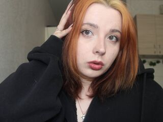 camwhore masturbating with sextoy CassiStone