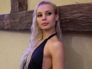 adult cam chat room CathiGetsinger