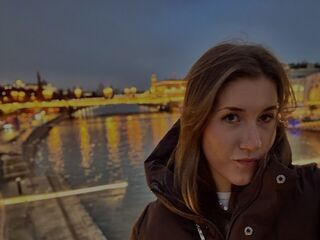 sexy webcam girl CaylinGarczynski