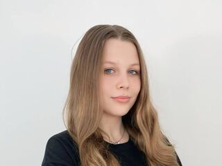 girl sexcam ChristianeSivie
