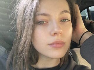 naughty camgirl picture ClarettaZinno