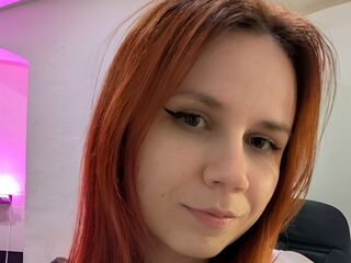 camwhore masturbating with dildo CruelJones