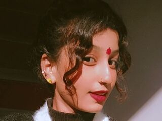 adult webcam chat room DiaQuin