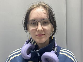 free webcam picture DoraDawson