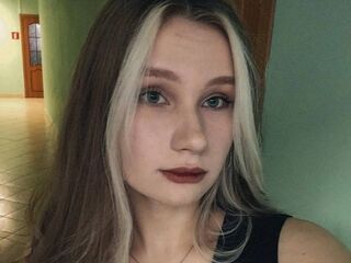 naughty camgirl DorthyZurkus