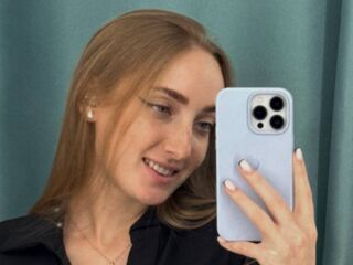 masturbating ElizabethKitchen