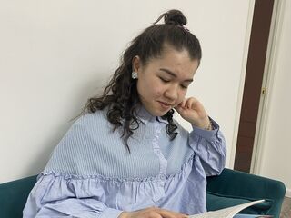 campicture EllyJames