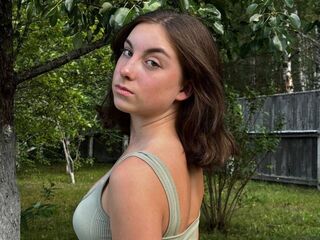 naughty cam girl fingering shaved pussy EllynMall