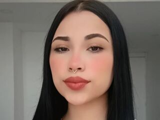 hot camhooker EmilyMorrison