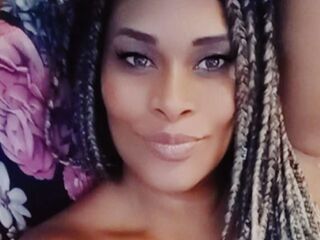 naughty chatroom EvelyneFernanda