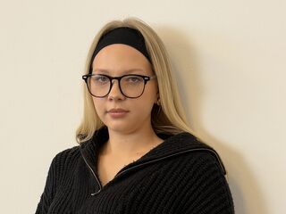 free pussy cam FrancesVirunes
